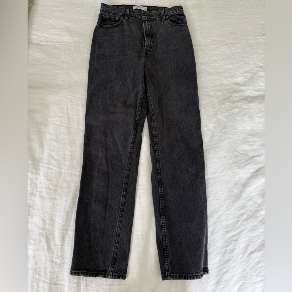 Abercrombie & Fitch Ultra High Rise 90s Straight Leg Jeans - Black Wash